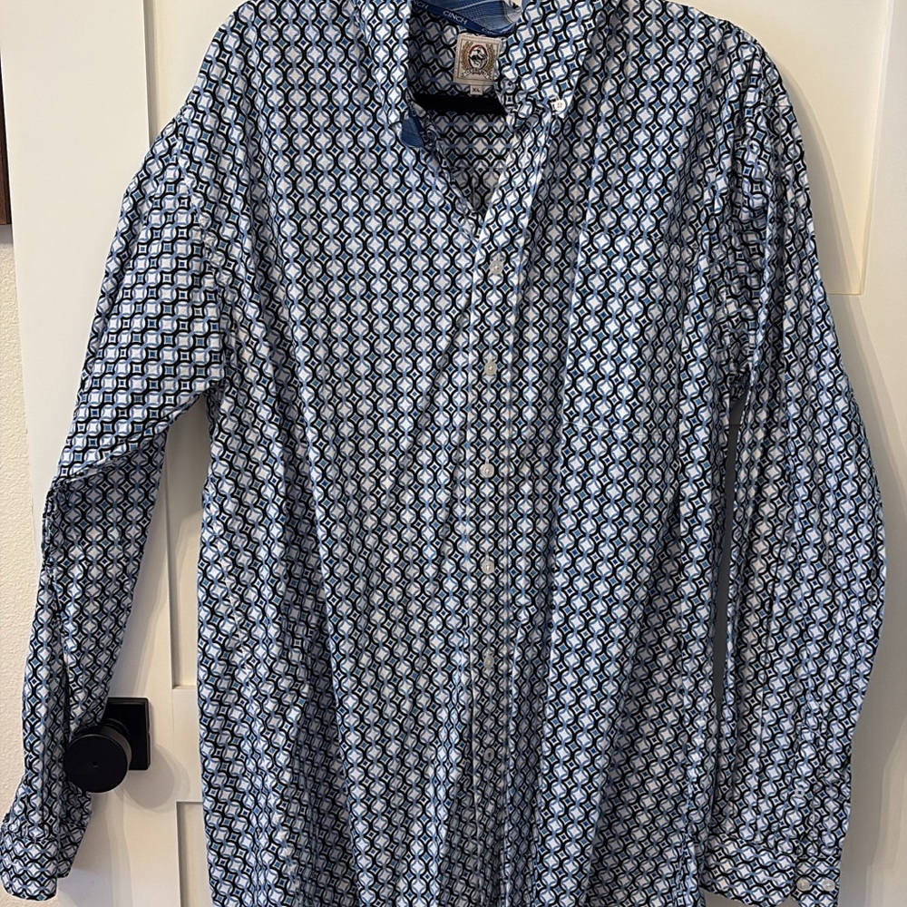 Cinch Men's Navy and White Geometric Button Down Shirt